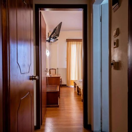 Hotel Nefeli Kavala Esterno foto