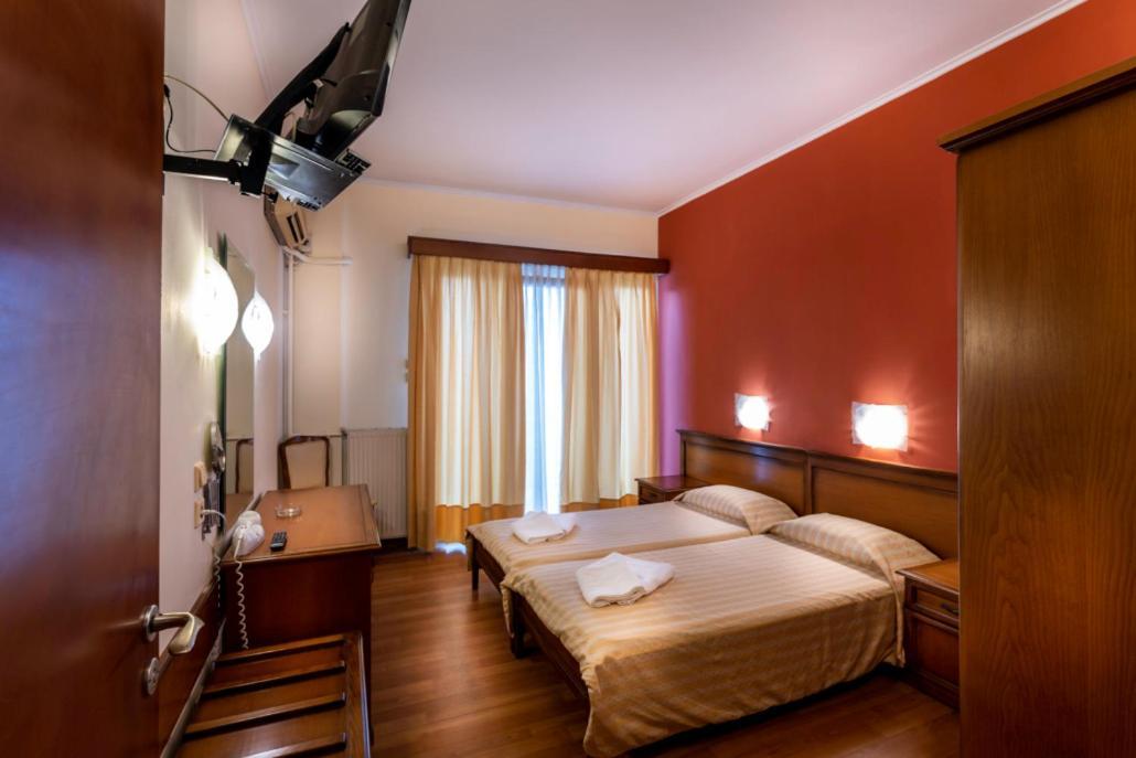 Hotel Nefeli Kavala Esterno foto