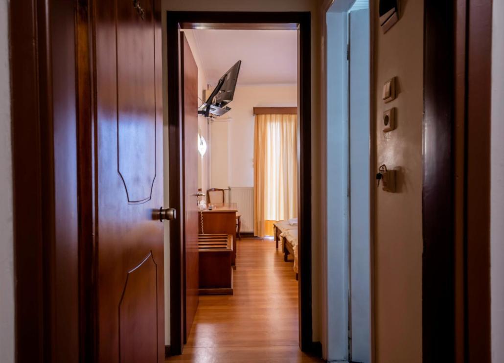 Hotel Nefeli Kavala Esterno foto